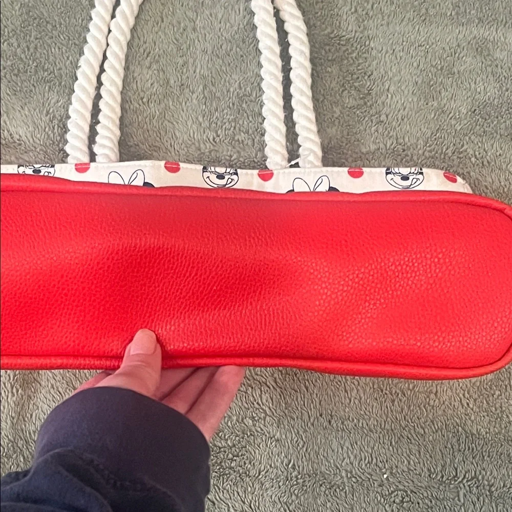 Disney Minnie Mouse White and Red Canvas Tote with Navy Character Motif